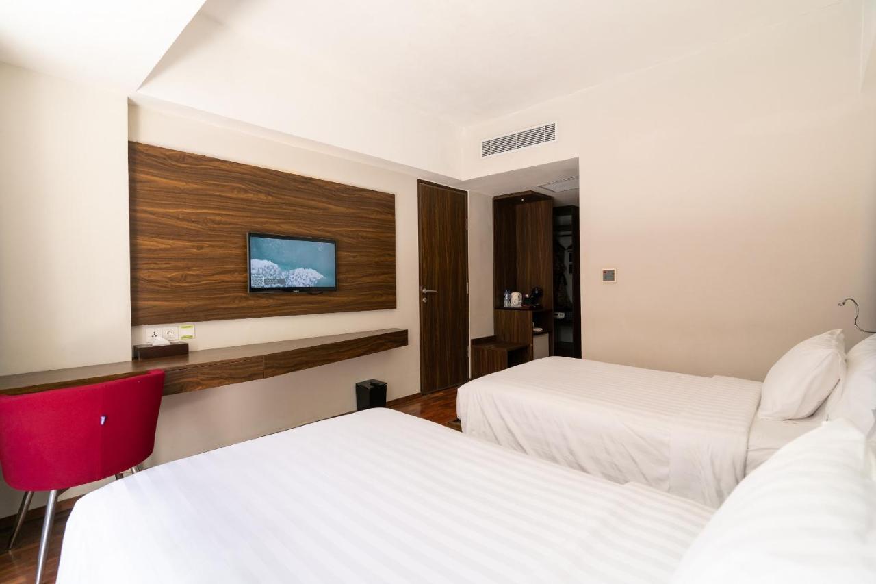 The Bene Hotel Кута Екстериор снимка