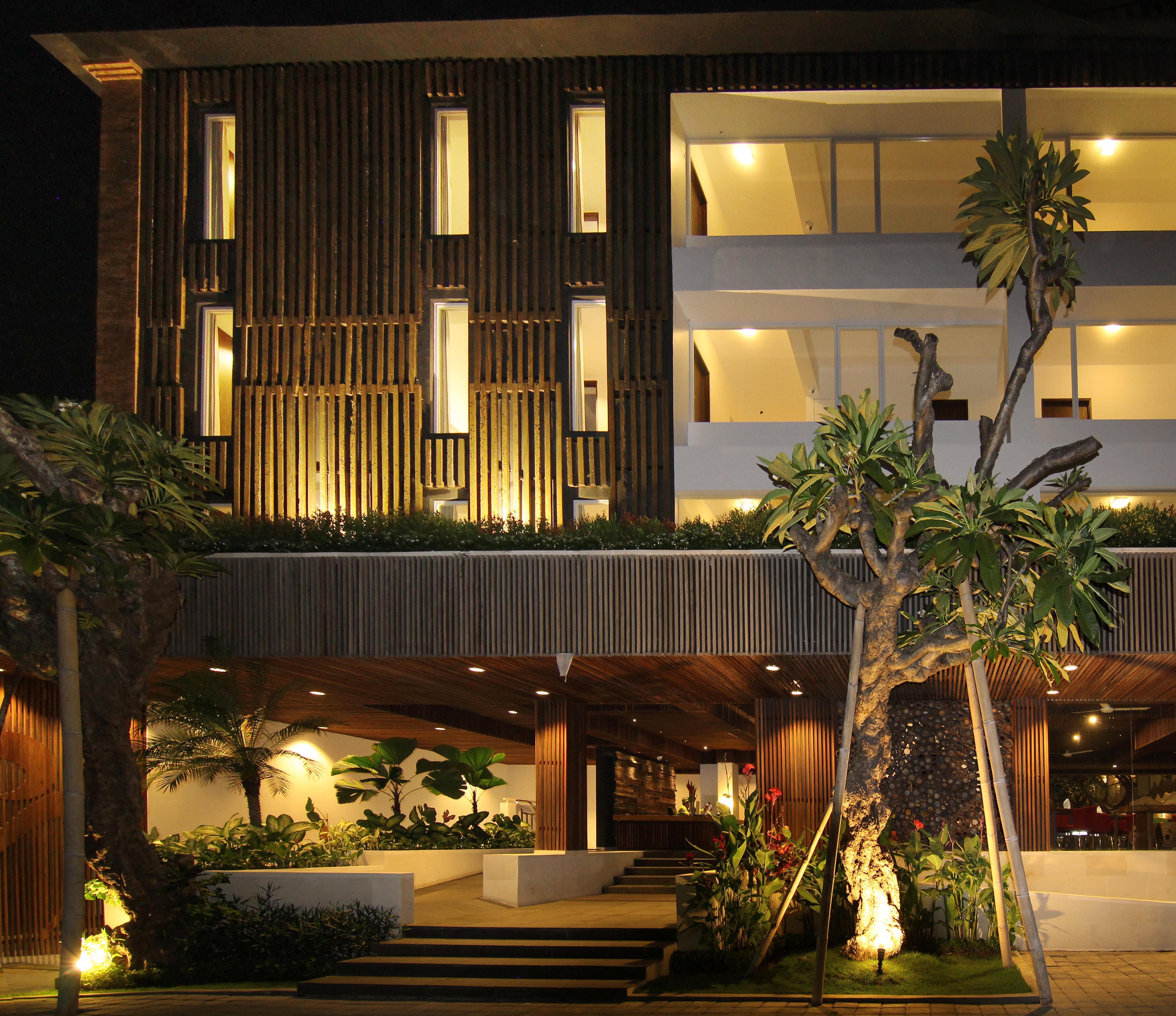 The Bene Hotel Кута Екстериор снимка