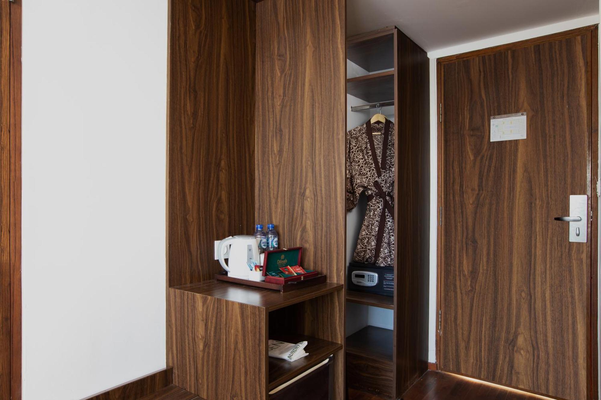 The Bene Hotel Кута Екстериор снимка